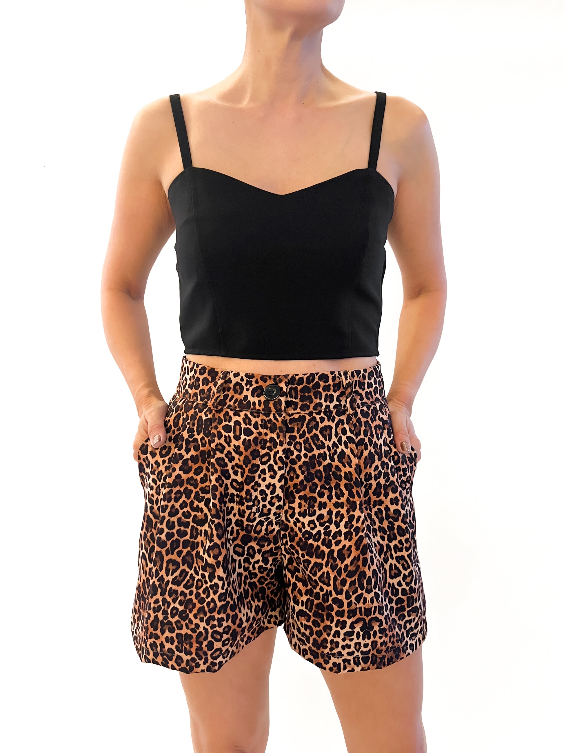 8106 Short Cira Leopardo
