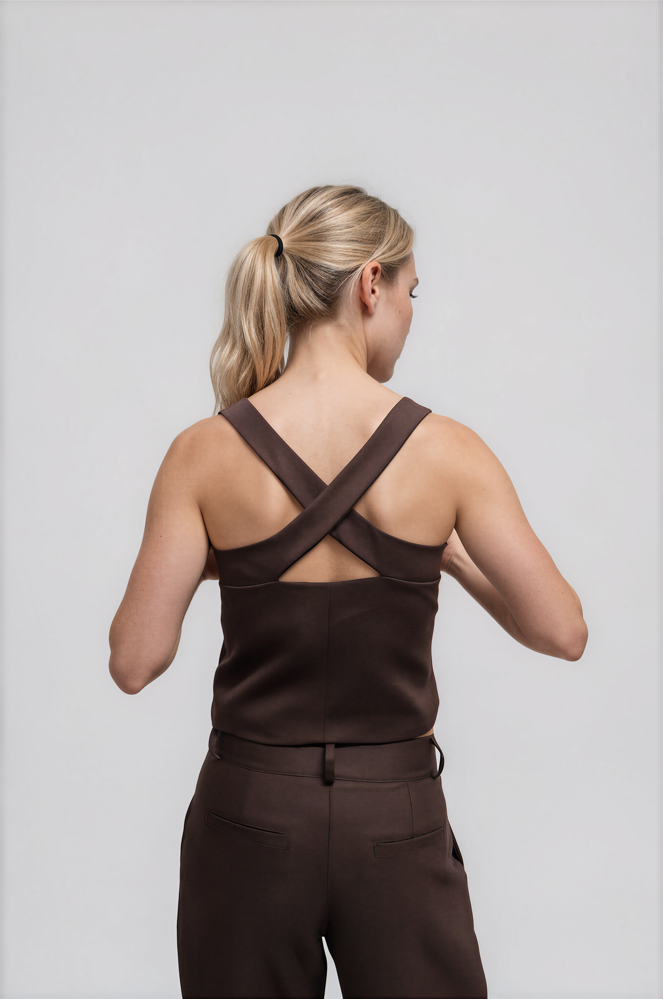 8811 Chaleco Delfina