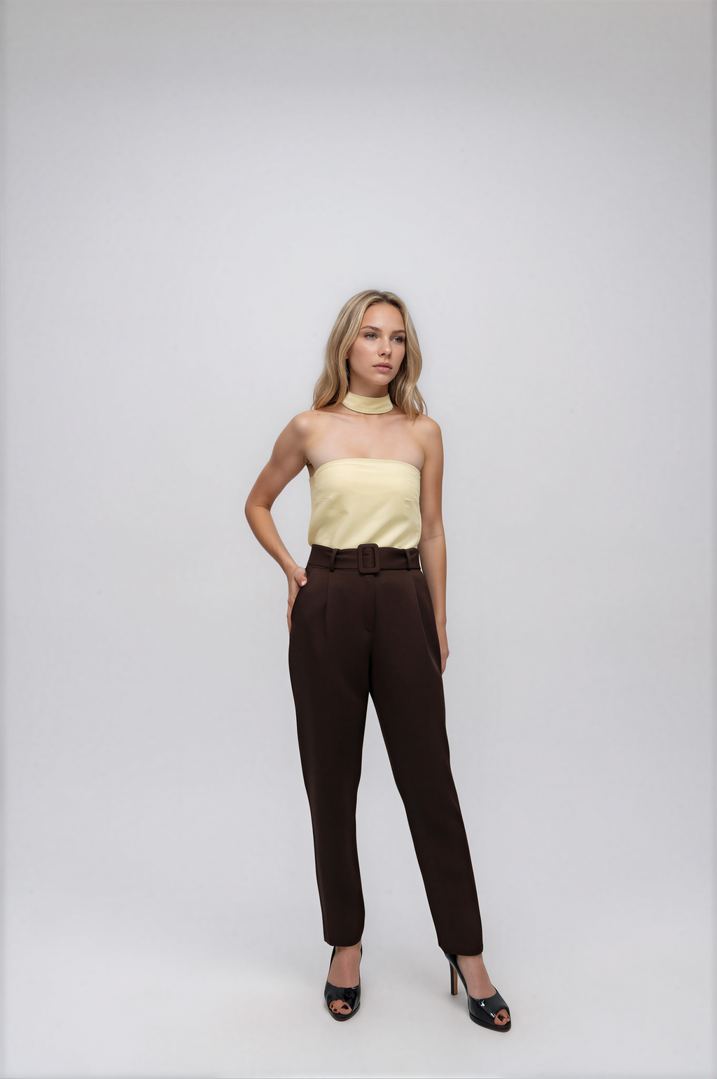 8114 Pantalón Afrodita