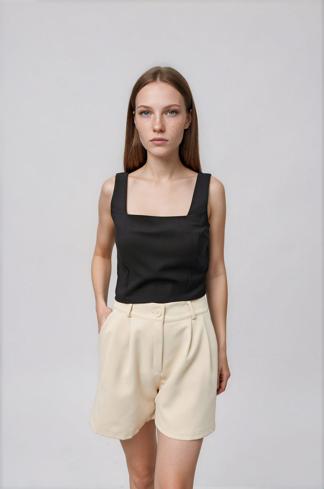 8106 Short Cira