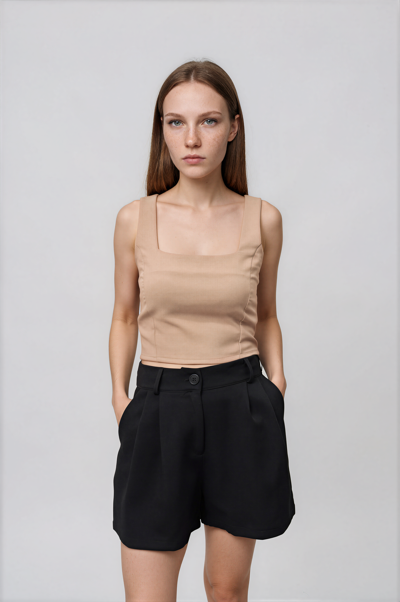 8106 Short Cira