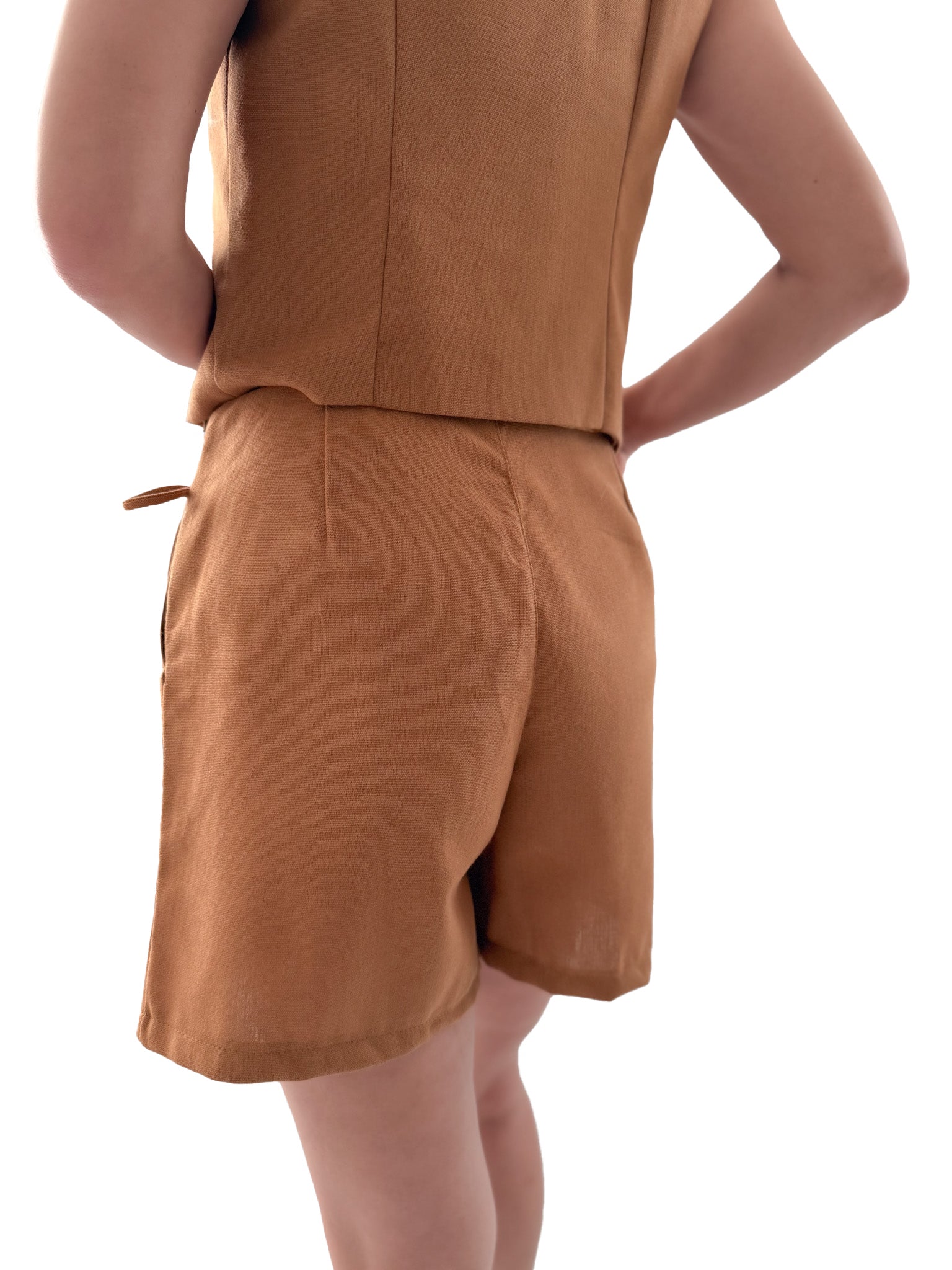 8893 Short Pollera Lino Mango