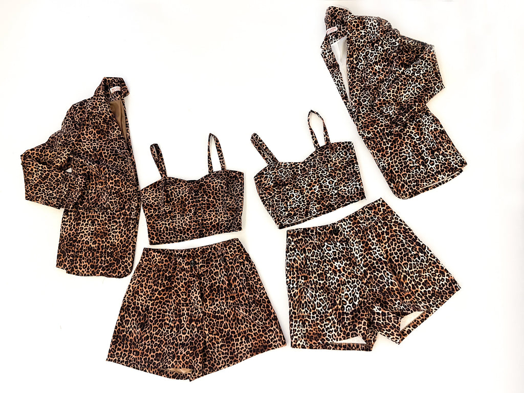 8106 Short Cira Leopardo