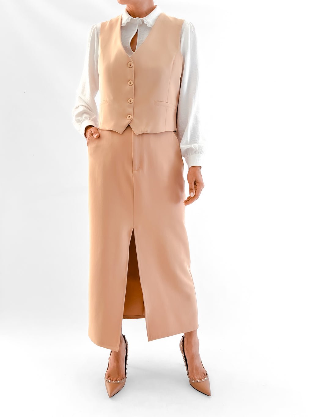 8323 Pollera Larga Pame