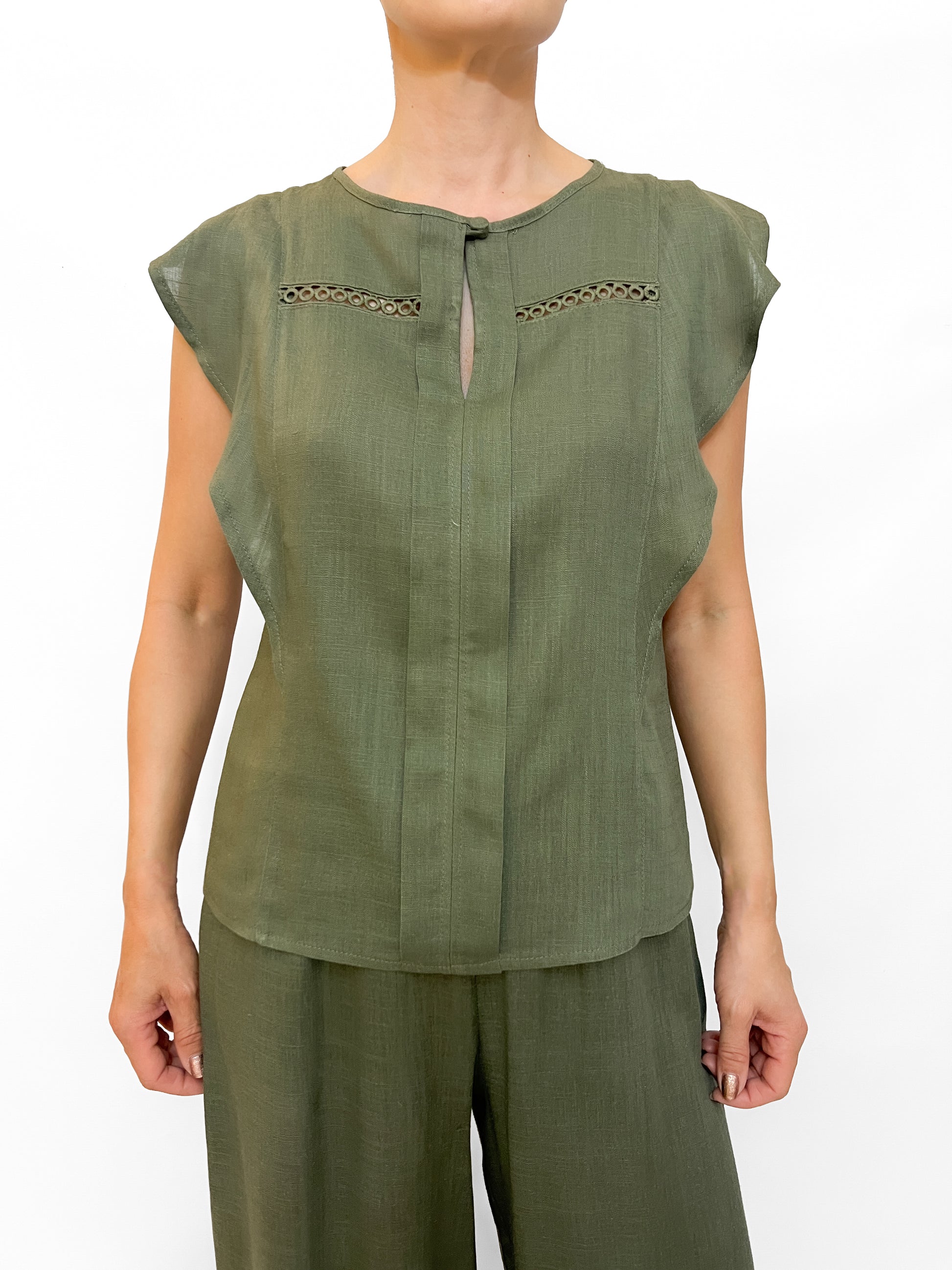 8594 Blusa Nair Lino