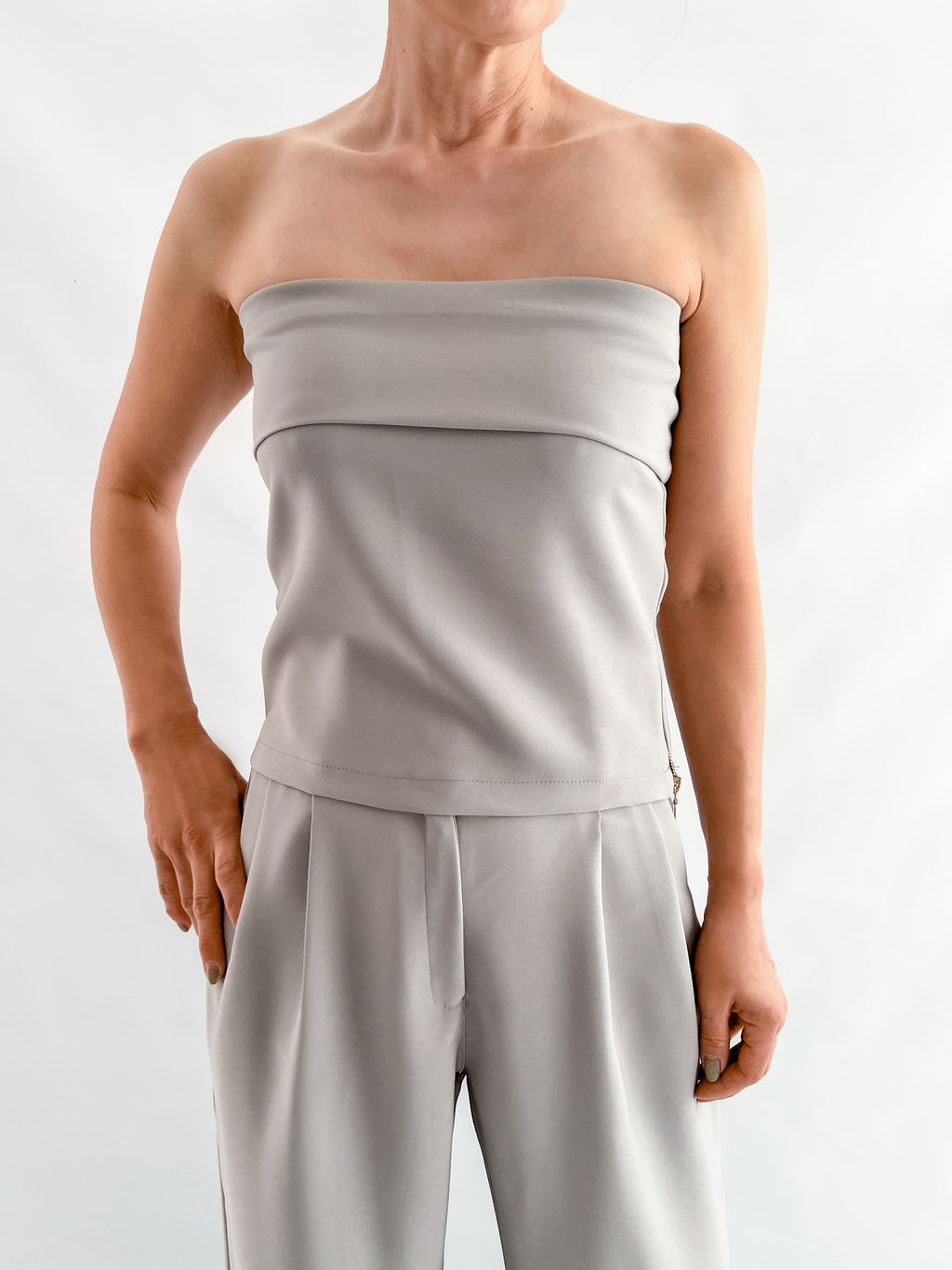 8133 Strapless Clara Sale