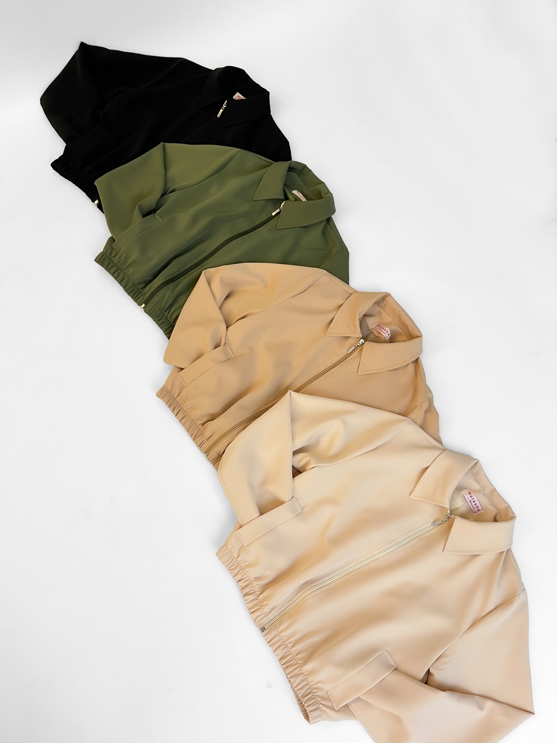 8437 Campera Clau