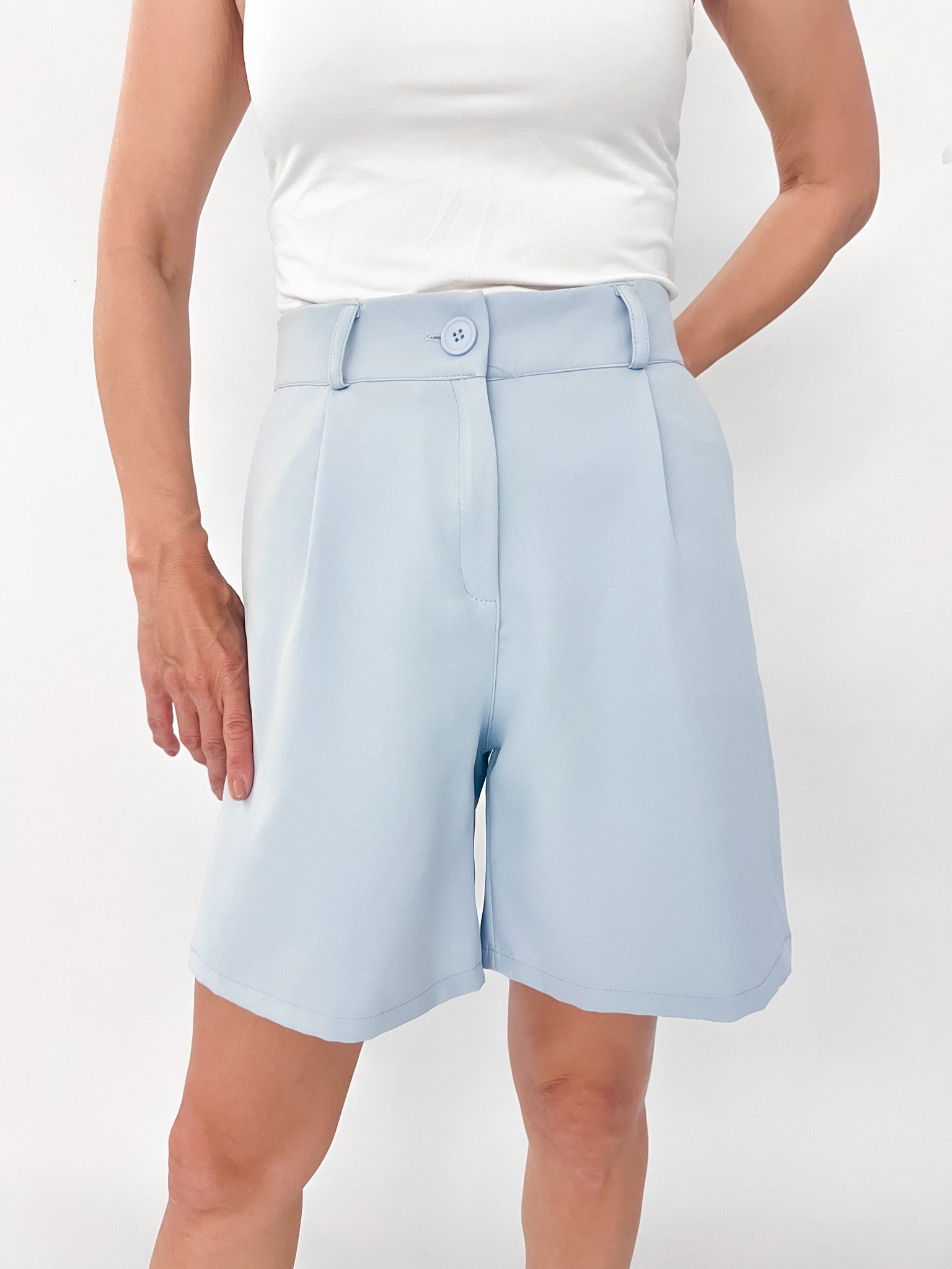 8856 Bermuda Belen