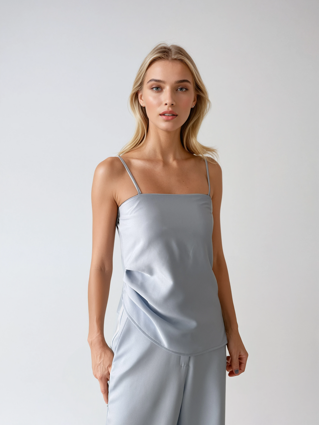 8912 Musculosa Strapless Miu