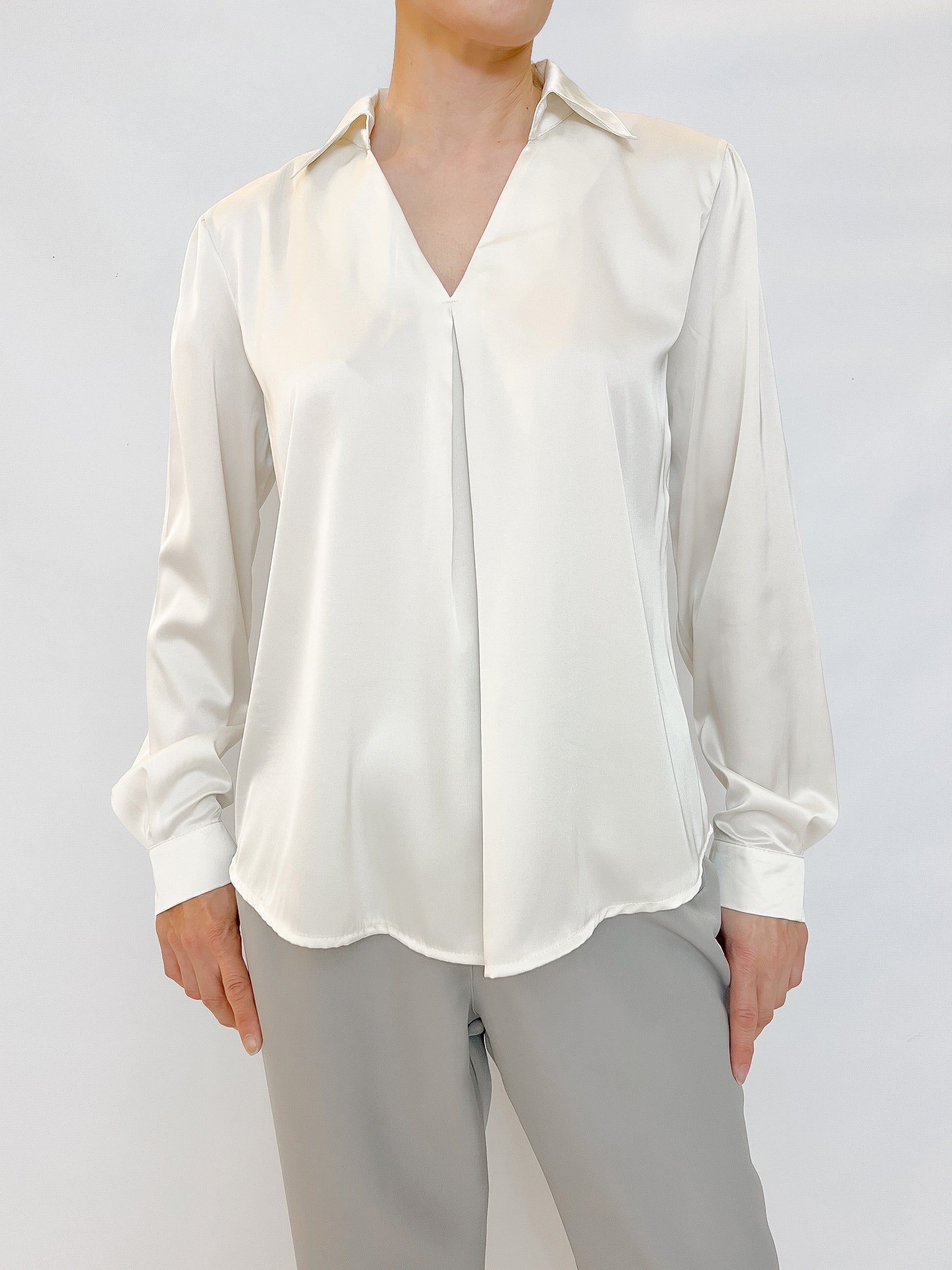 7951 Blusa Satin Seda Nice