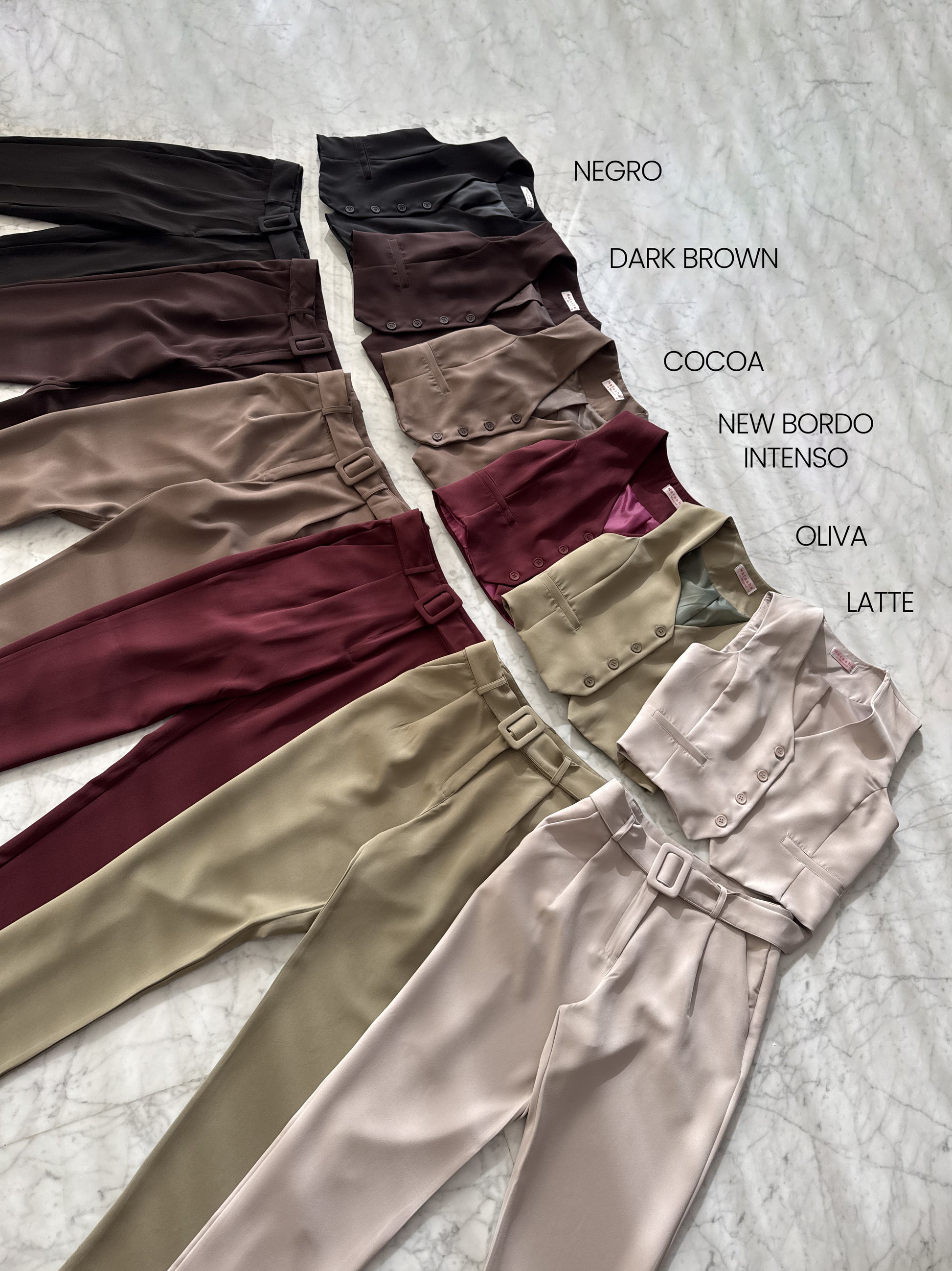 8114 Pantalón Afrodita