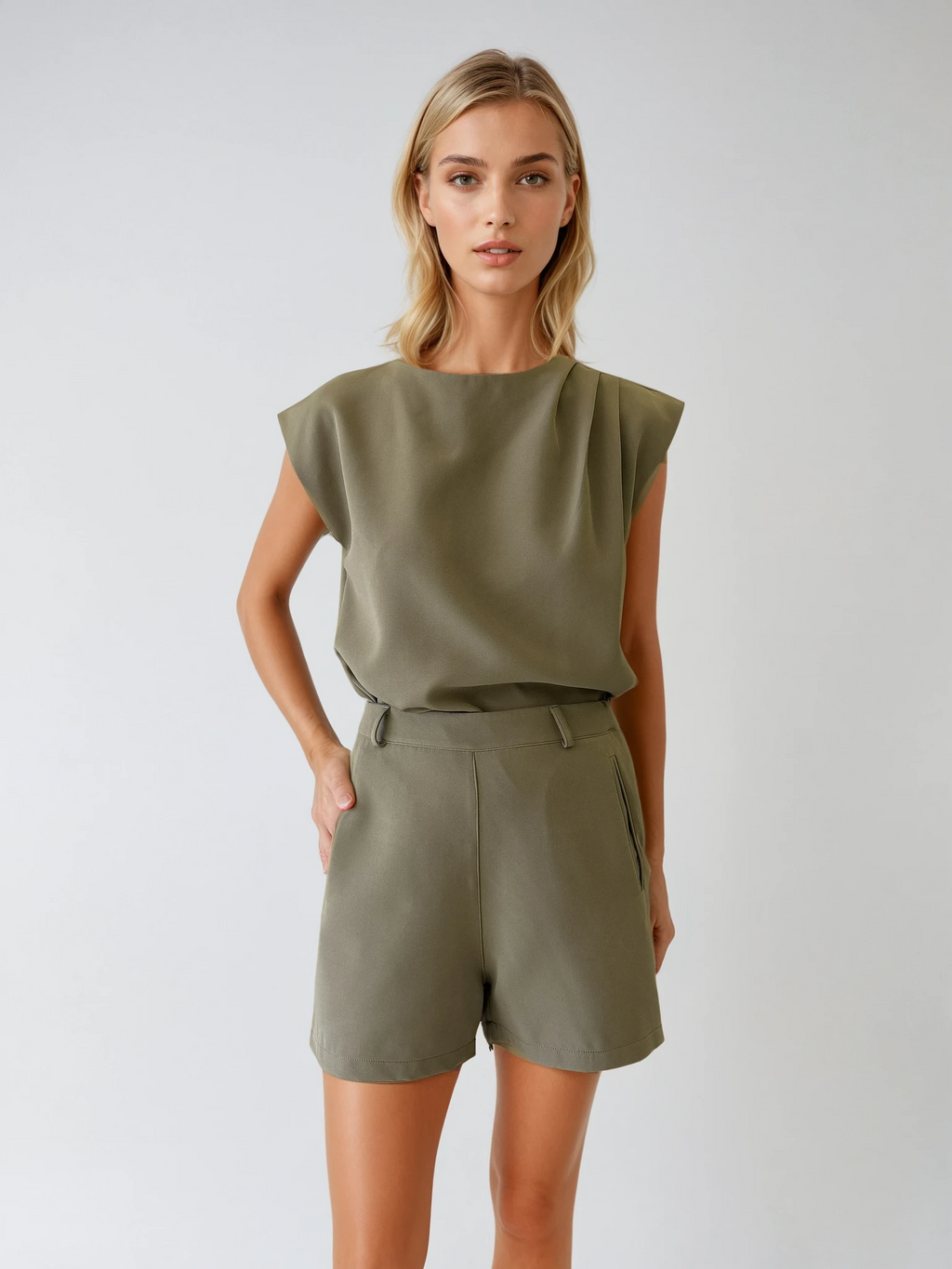 9047 Short Susana