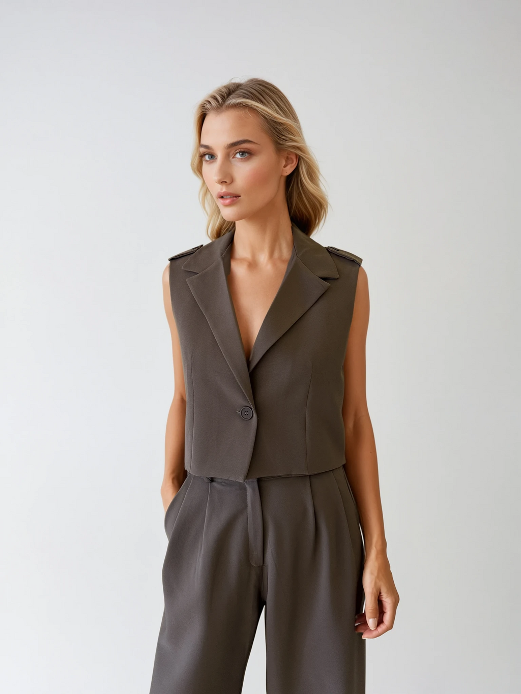 9067 Chaleco Karina