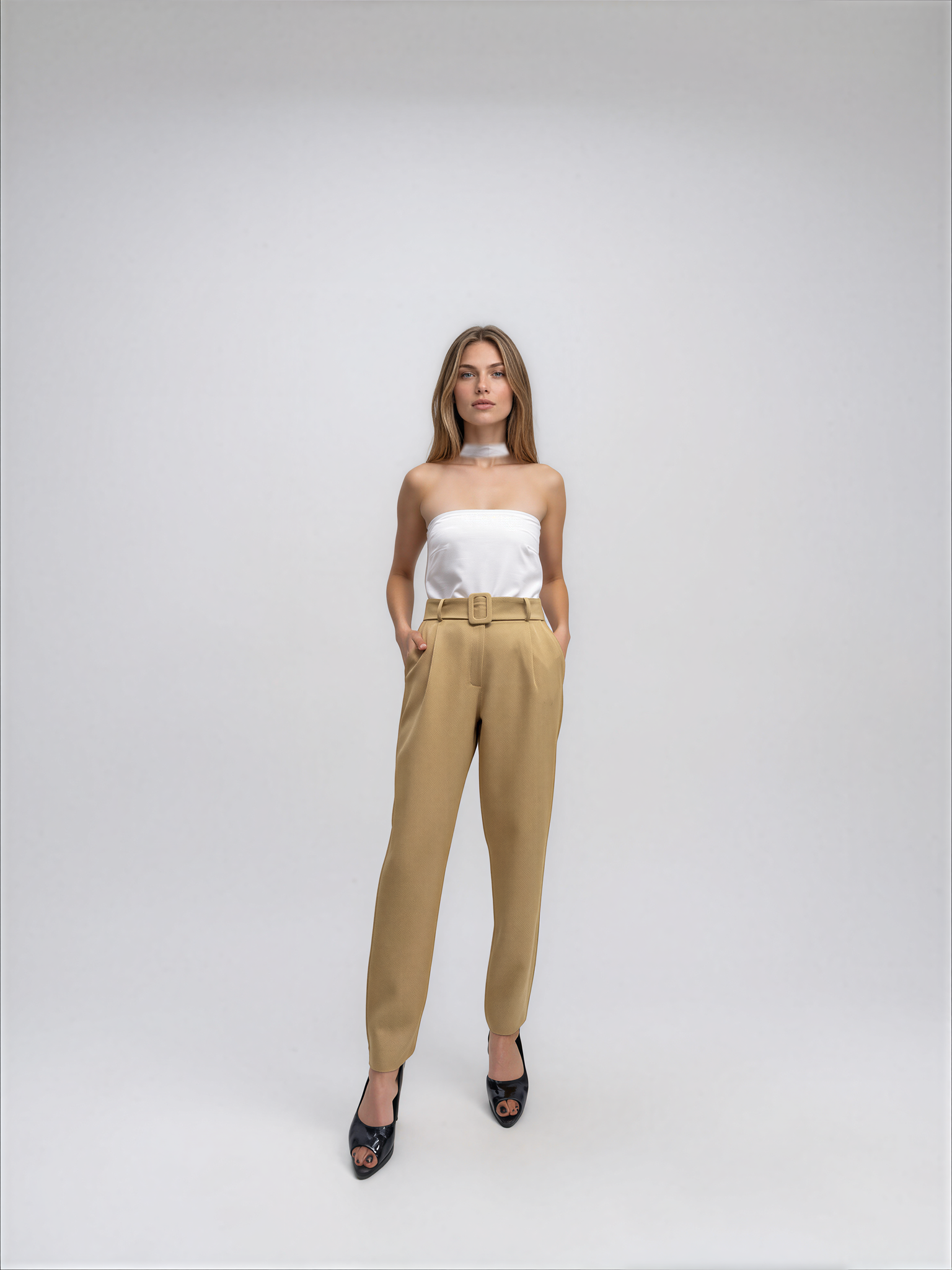 8114 Pantalón Afrodita