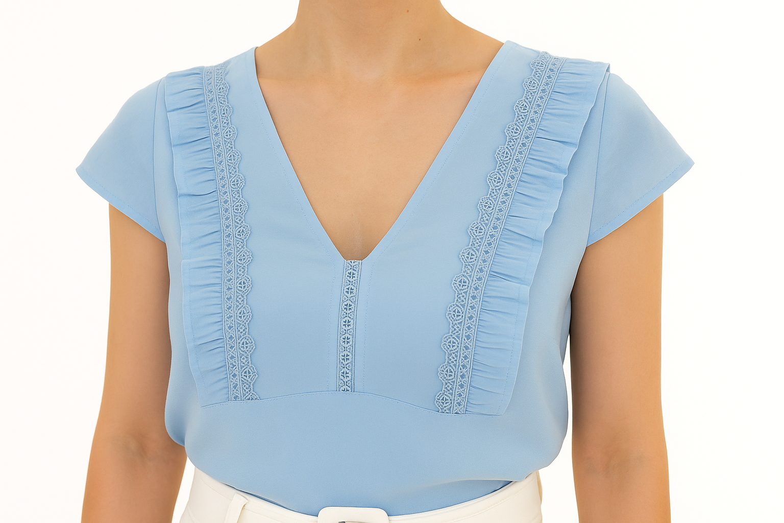 Blusa en celeste bebé