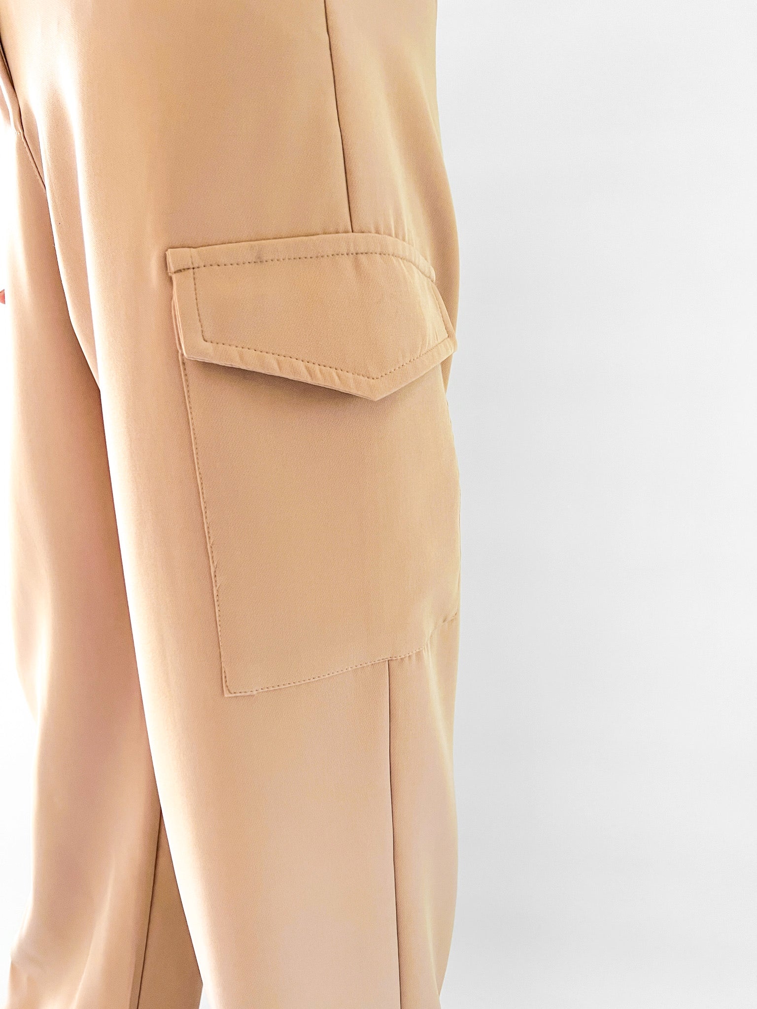 8010 Pantalón Cargo Hit